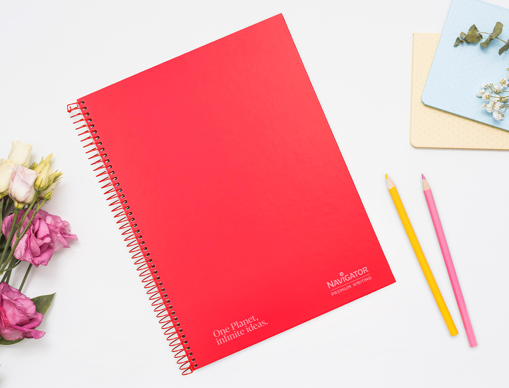 CUADERNO ESPIRAL NAVIGATOR A4 TAPA DURA 80H 80GR CUADRO 4MM CON MARGEN ROJO